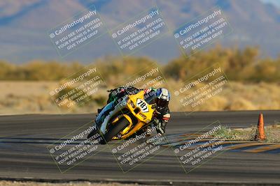 media/Jan-21-2023-CVMA (Sat) [[b9eef8ba1f]]/Race 11 Supersport Open/